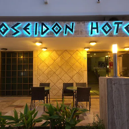 Poseidon アパートホテル