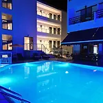 Poseidon 公寓式酒店