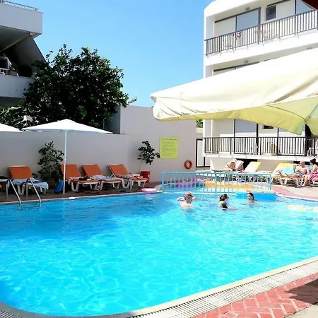 Poseidon Aparthotel 2*