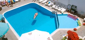 Poseidon Apartahotel 3*