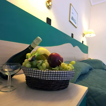 Poseidon Apartahotel